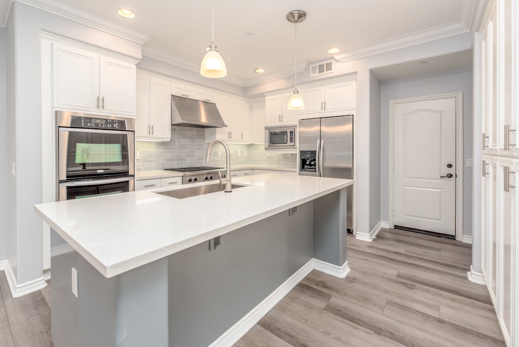 Modern kitchen remodel in Camarillo